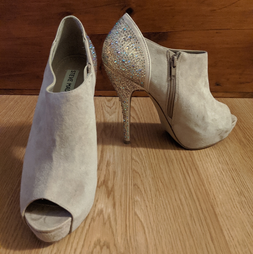 Steve Madden Suede Bootie